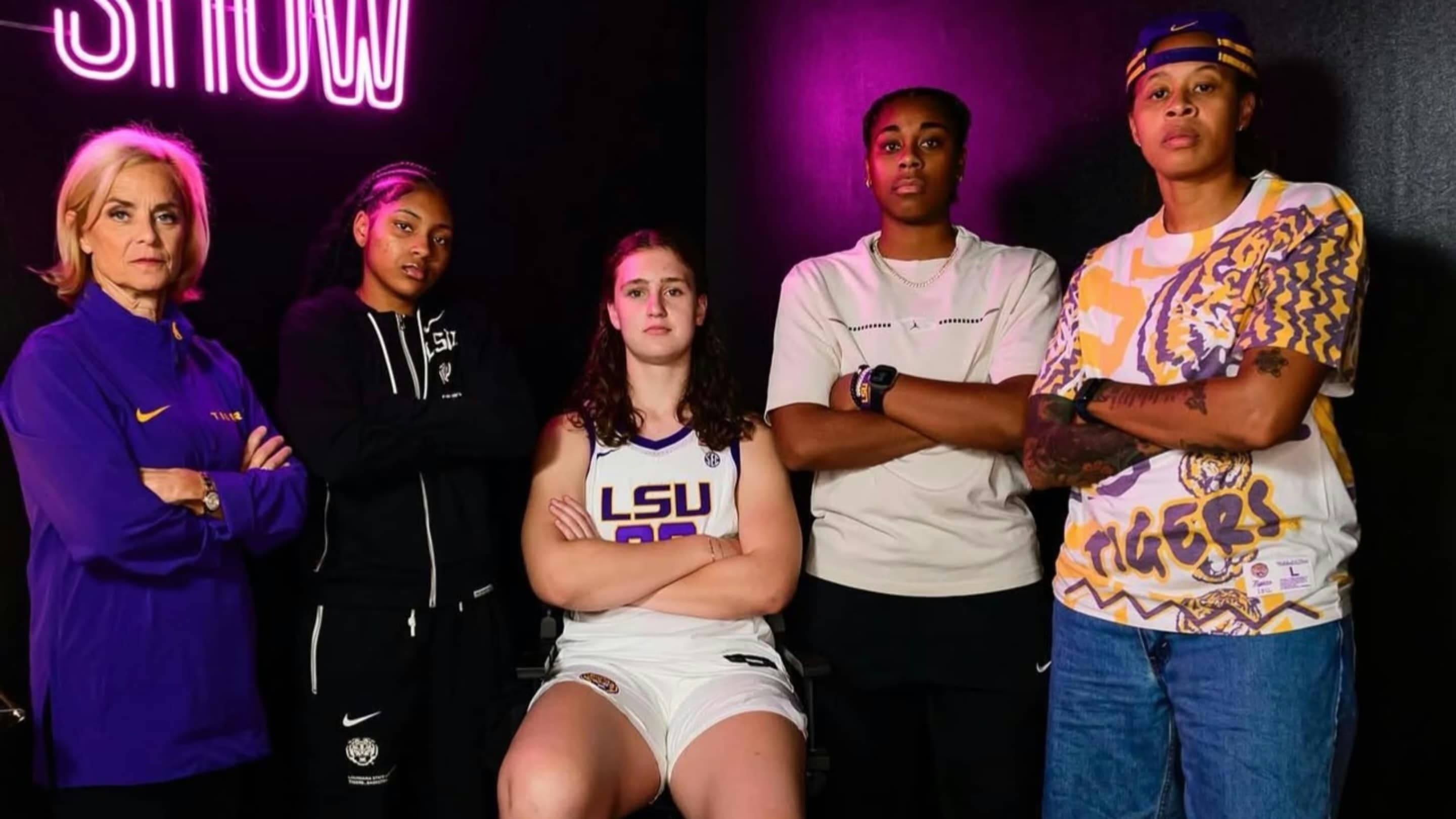 Kim Mulkey and LSU Women's Basketball Battling South Carolina for No. 3 Prospect